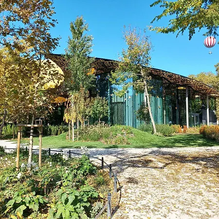 Corner * Budapešť
